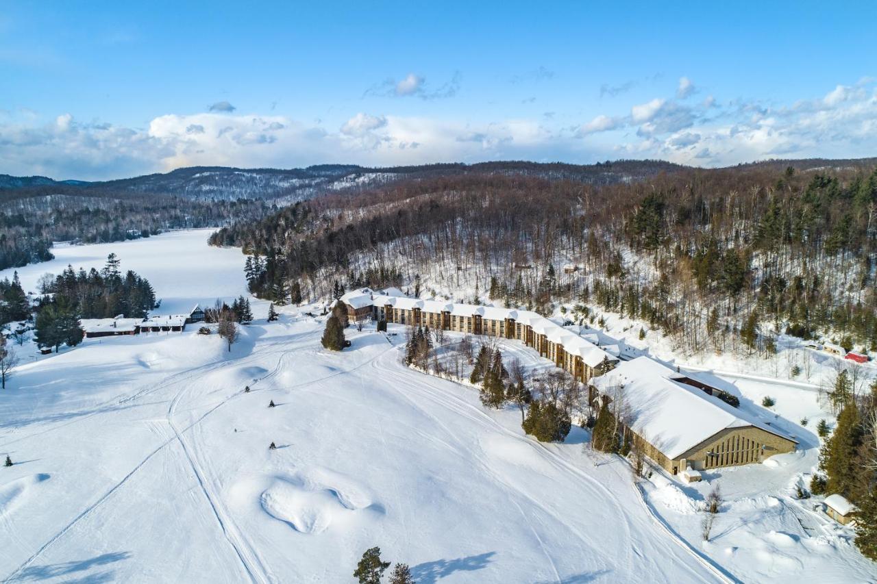 Hotel Et Centre De Villegiature Lac Carling Grenville-Sur-La-Rouge Kültér fotó